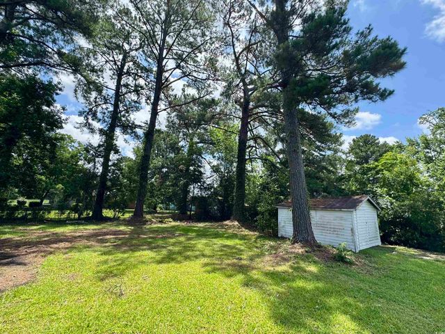 109 S Maple Ave., Andrews, SC 29510