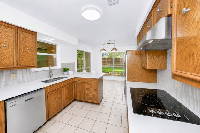 1401 San Gabriel Drive, Denton, TX 76205