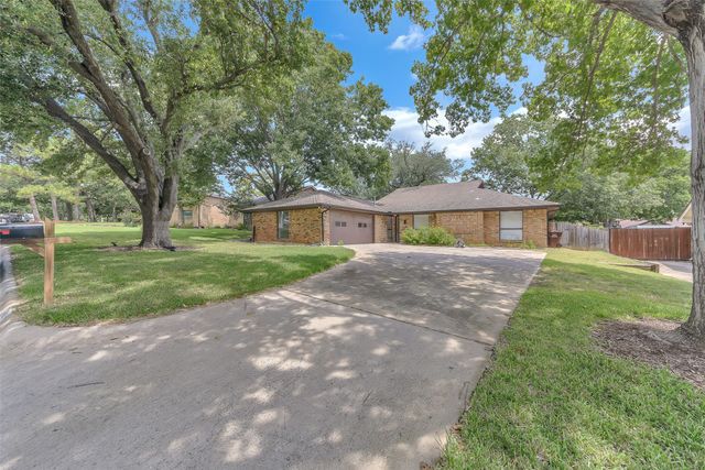 1401 San Gabriel Drive, Denton, TX 76205