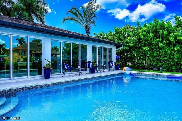 343 CONNERS AVE, Naples, FL 34108