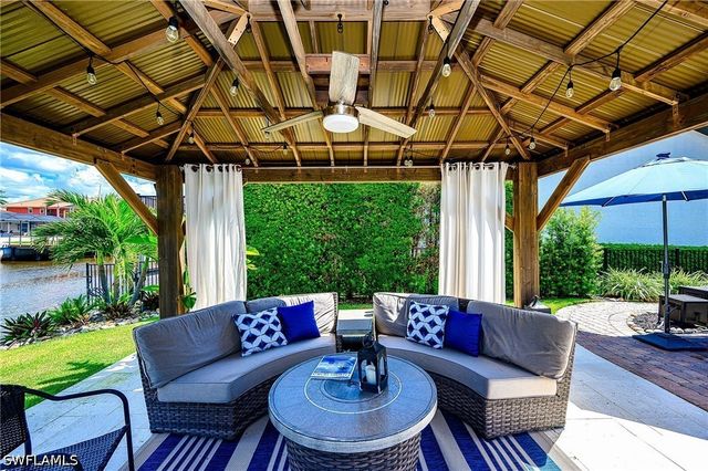 343 CONNERS AVE, Naples, FL 34108