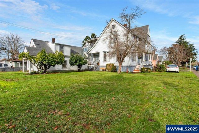 925 14th St NE, Salem, OR 97301