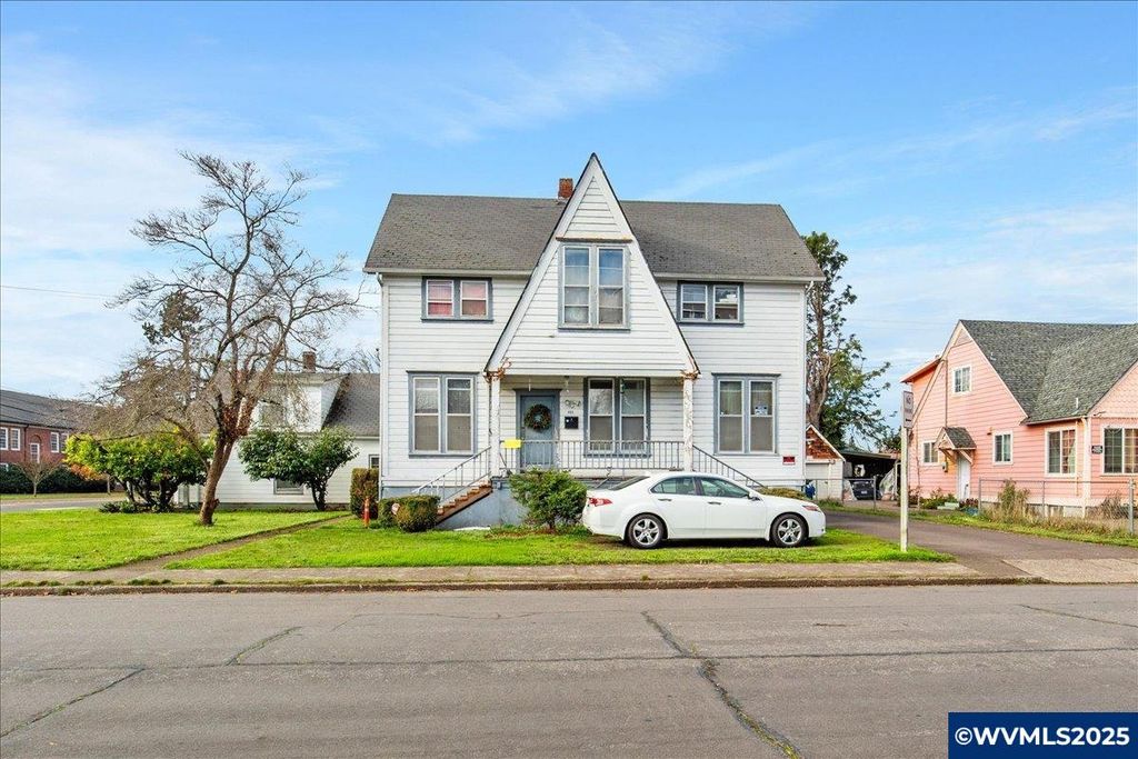 925 14th St NE, Salem, OR 97301