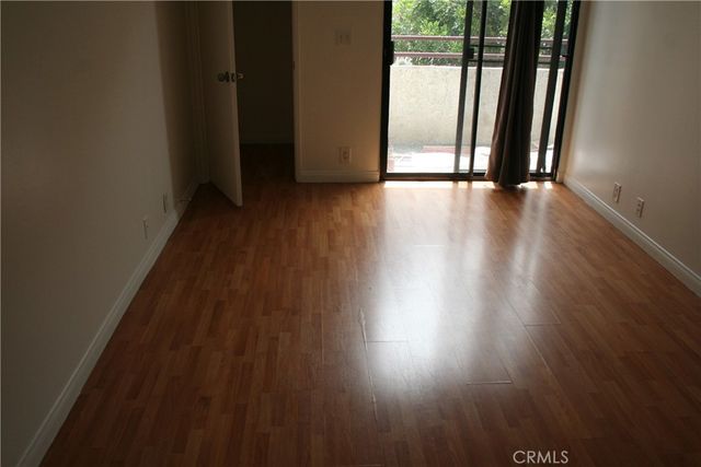 730 W 4th Street 306, Long Beach, CA 90802