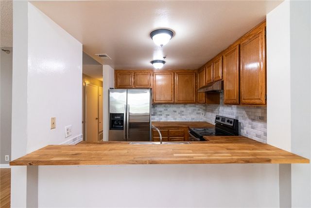 730 W 4th Street 306, Long Beach, CA 90802
