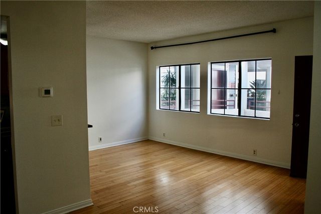 730 W 4th Street 306, Long Beach, CA 90802