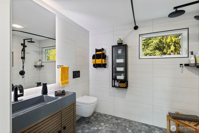 5190 NW Eldorado Boulevard, Bremerton, WA 98312