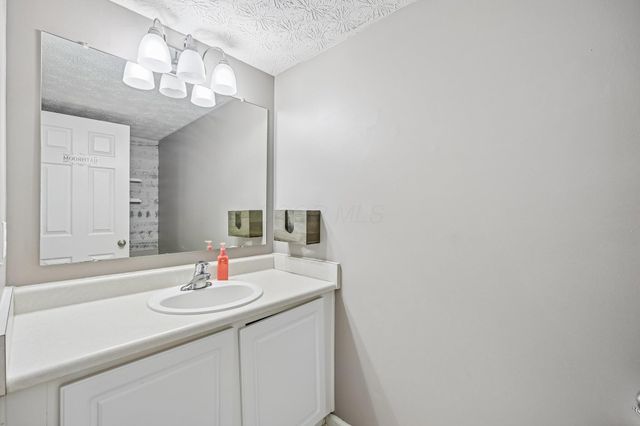7428 Maple Spice Avenue, Canal Winchester, OH 43110