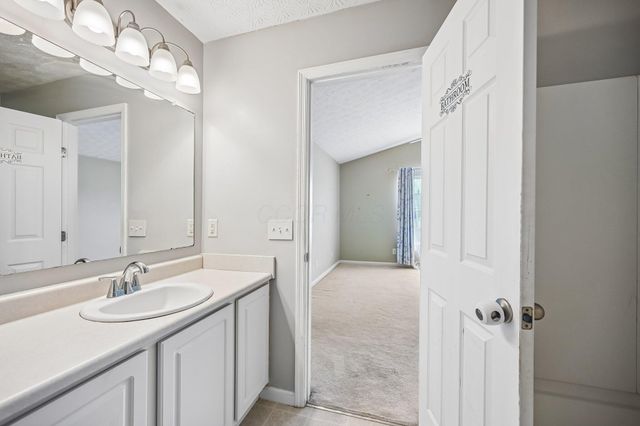 7428 Maple Spice Avenue, Canal Winchester, OH 43110