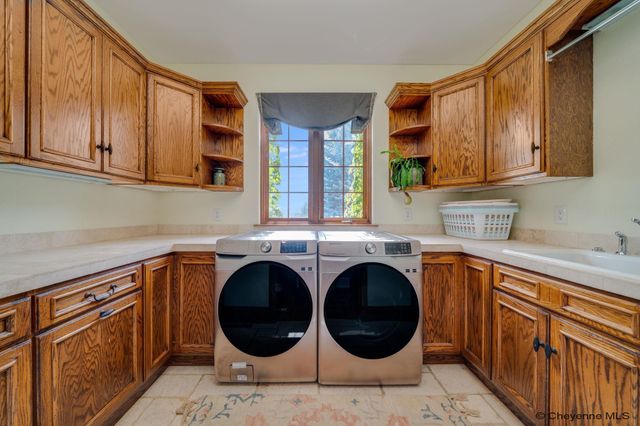 6712 BIG SKY TRL, Cheyenne, WY 82009