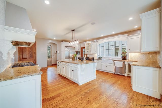 6712 BIG SKY TRL, Cheyenne, WY 82009