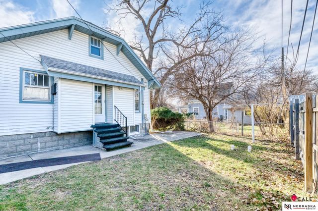 3238 U Street, Lincoln, NE 68503