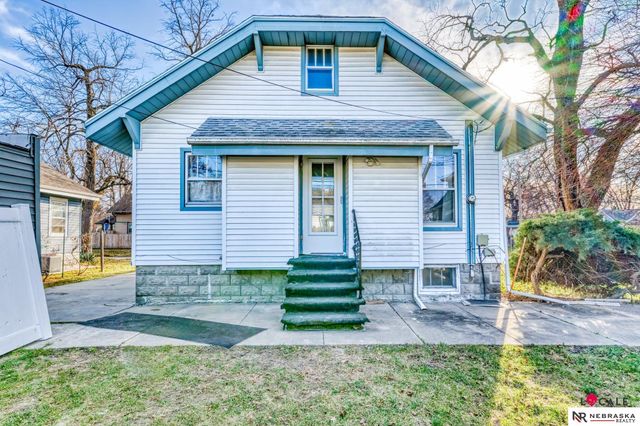 3238 U Street, Lincoln, NE 68503
