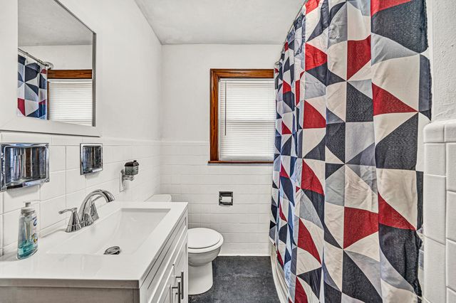 6303 Coopers Mountain RD, Martinsville, VA 24112