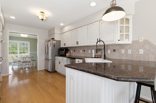 8980 Private Road 9689, West Plains, MO 65775