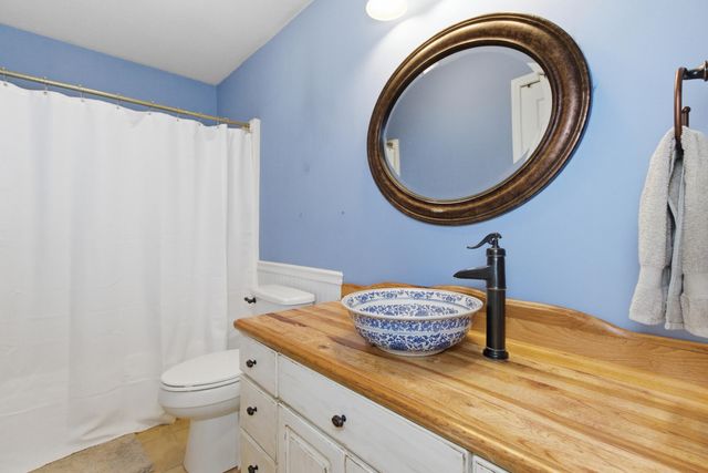 8980 Private Road 9689, West Plains, MO 65775