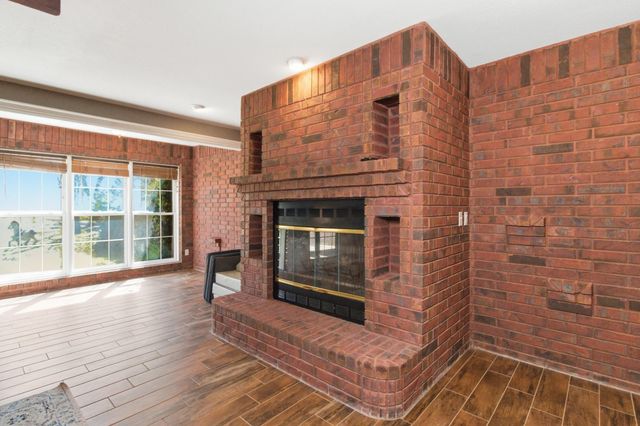 8980 Private Road 9689, West Plains, MO 65775