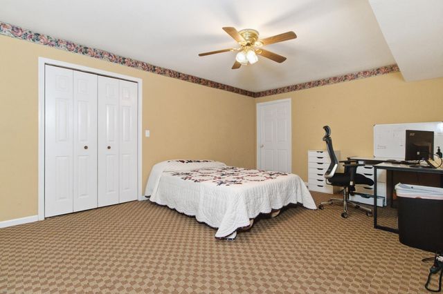 8980 Private Road 9689, West Plains, MO 65775