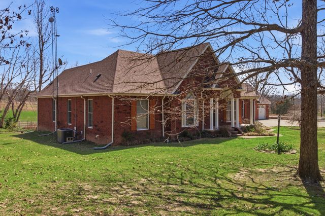 8980 Private Road 9689, West Plains, MO 65775