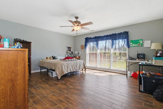 8980 Private Road 9689, West Plains, MO 65775