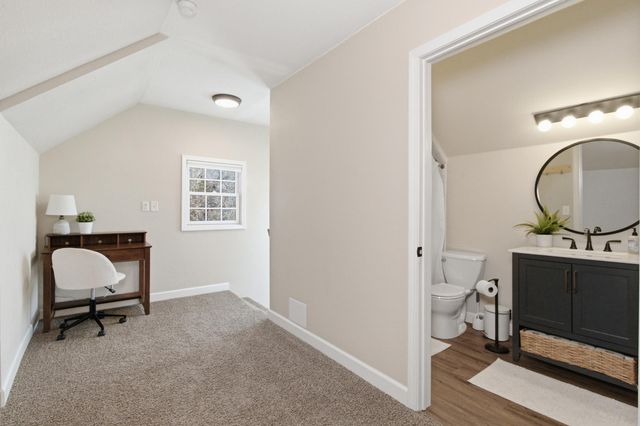 8980 Private Road 9689, West Plains, MO 65775