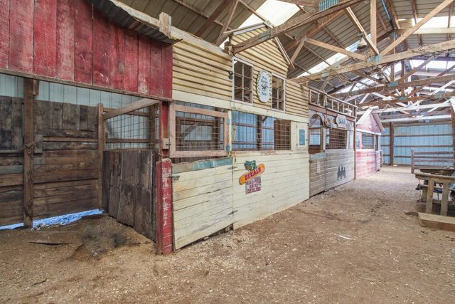 8980 Private Road 9689, West Plains, MO 65775