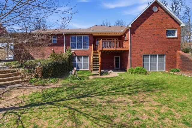 8980 Private Road 9689, West Plains, MO 65775