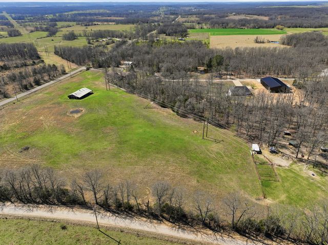 8980 Private Road 9689, West Plains, MO 65775