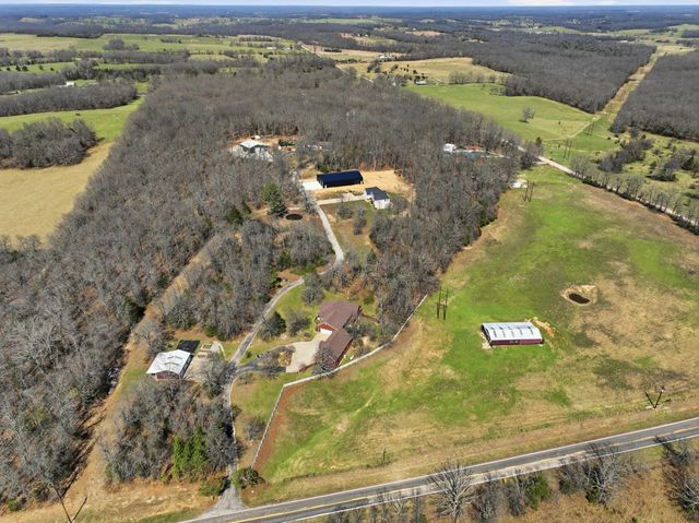 8980 Private Road 9689, West Plains, MO 65775