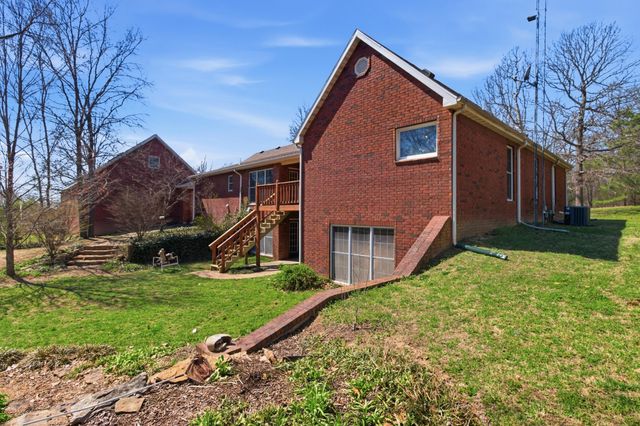 8980 Private Road 9689, West Plains, MO 65775