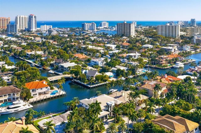 100 Royal Palm Drive, Fort Lauderdale, FL 33301