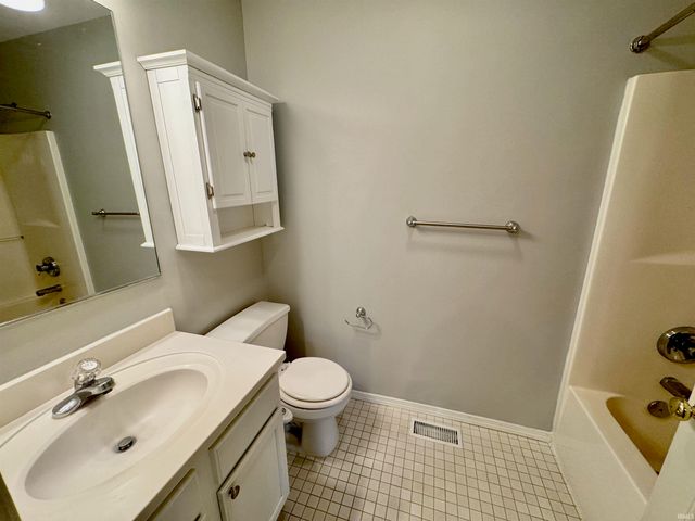 2104 S Azalea Lane, Bloomington, IN 47401