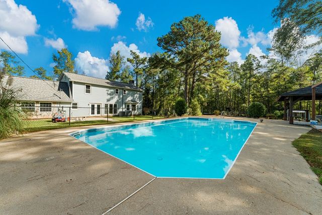 1400 Biggers Road, Columbus, GA 31904