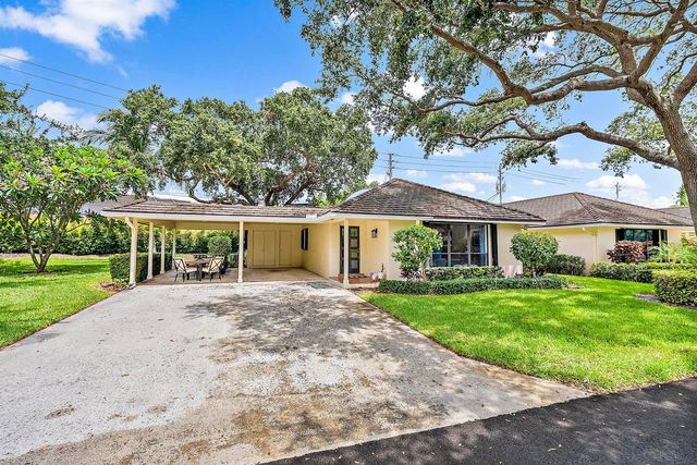 11325 Twelve Oaks Way, North Palm Beach, FL 33408