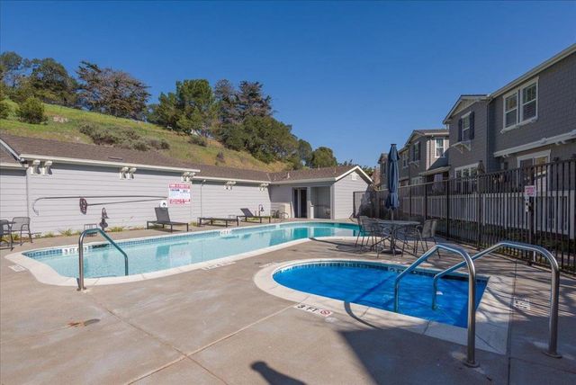 1100 Live Oak Way 1104, Belmont, CA 94002