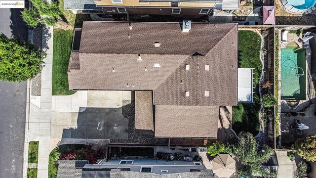 1008 Finn Way, Brentwood, CA 94513