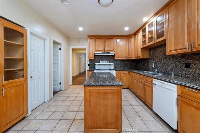 190 E Arrow, Claremont, CA 91711