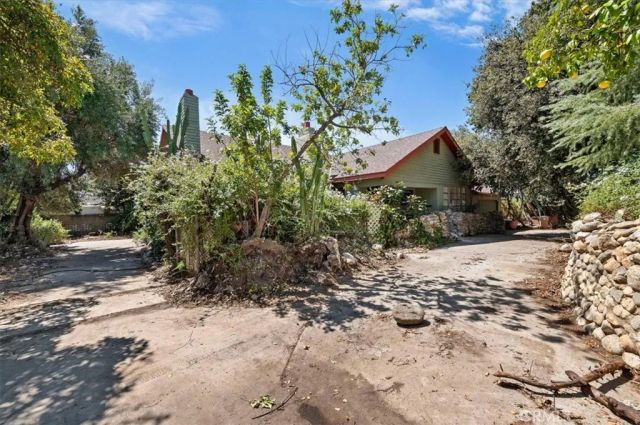 190 E Arrow, Claremont, CA 91711