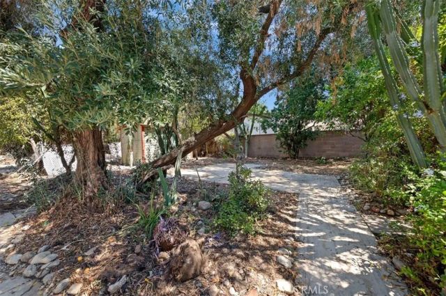 190 E Arrow, Claremont, CA 91711