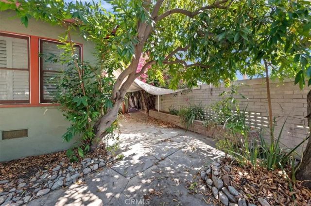 190 E Arrow, Claremont, CA 91711
