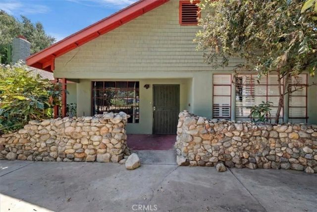 190 E Arrow, Claremont, CA 91711