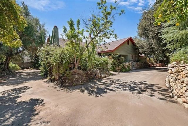 190 E Arrow, Claremont, CA 91711