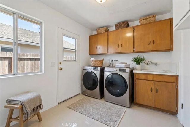 190 E Arrow, Claremont, CA 91711