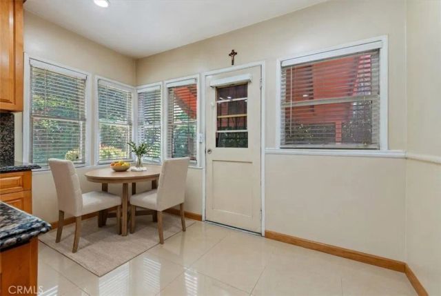 190 E Arrow, Claremont, CA 91711