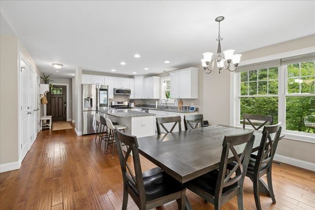 25 Second Street, Hudson, NH 03051