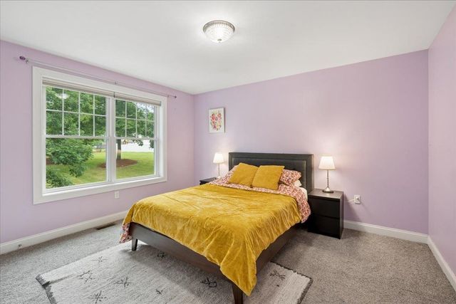 25 Second Street, Hudson, NH 03051