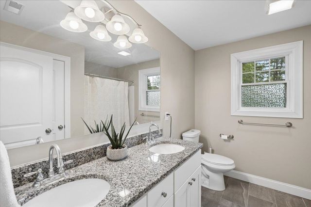 25 Second Street, Hudson, NH 03051