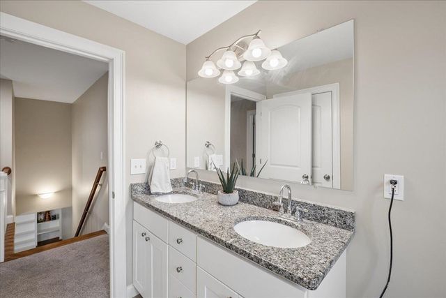 25 Second Street, Hudson, NH 03051