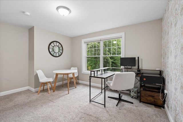 25 Second Street, Hudson, NH 03051
