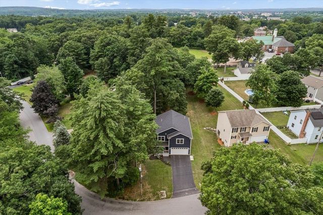25 Second Street, Hudson, NH 03051